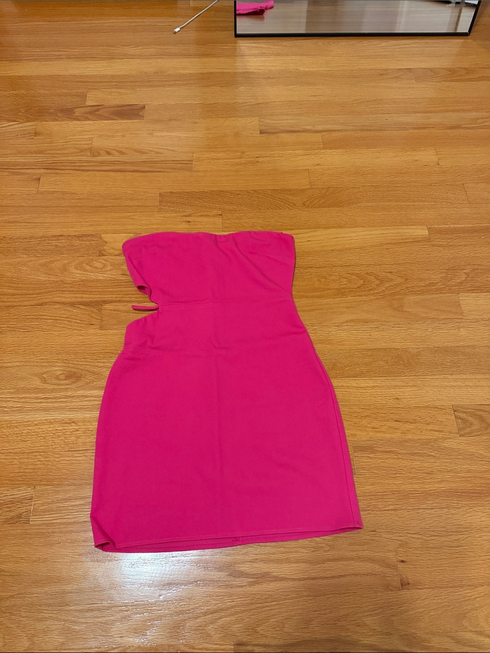 Zara Strapless Fuchsia Bodycon Mini Dress